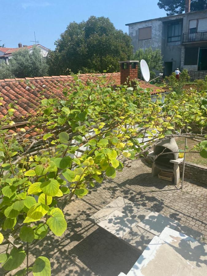 Apartman Nela Διαμέρισμα Πόρετς Εξωτερικό φωτογραφία