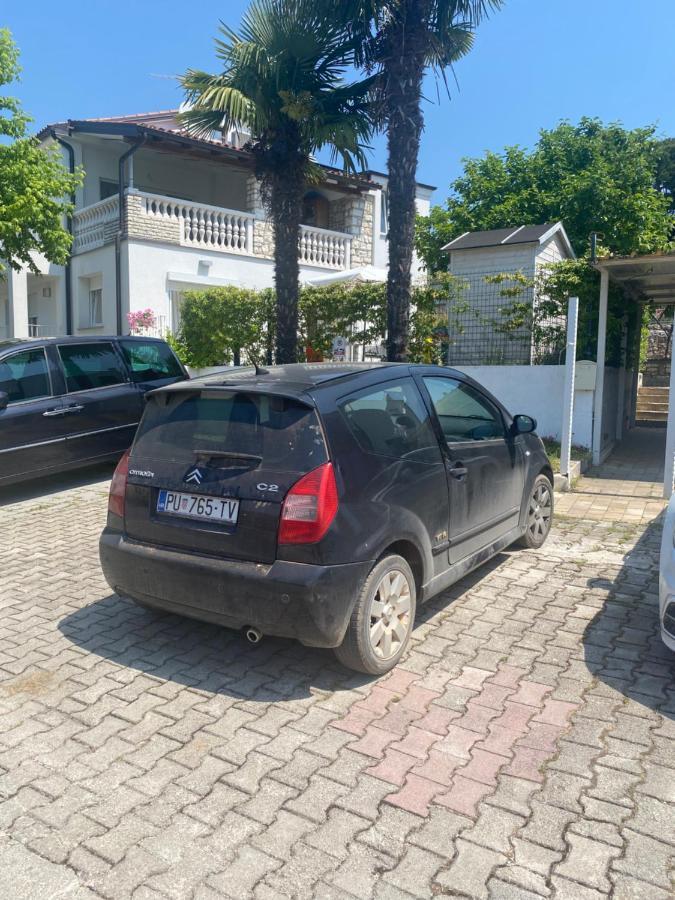 Apartman Nela Διαμέρισμα Πόρετς Εξωτερικό φωτογραφία