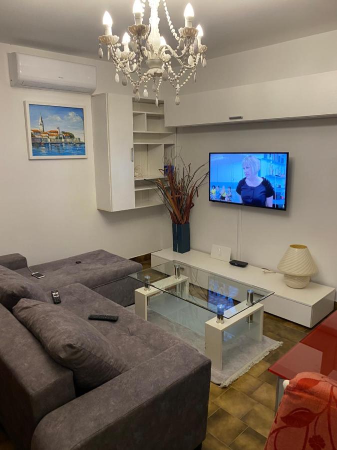 Apartman Nela Διαμέρισμα Πόρετς Εξωτερικό φωτογραφία